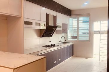 ‼️Urgent Sale‼️ 2-storey terrace house @ ADIRA, Ara Sendayan