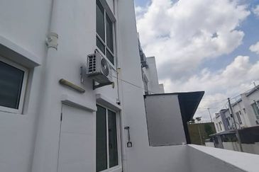 ‼️Urgent Sale‼️ 2-storey terrace house @ ADIRA, Ara Sendayan