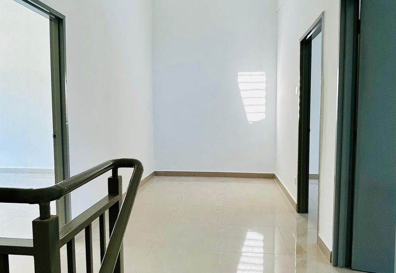 Double Storey Terrace House @ Taman Kirby Seremban for Rent