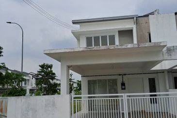 TIARA SENDAYAN (PRECINT 3)