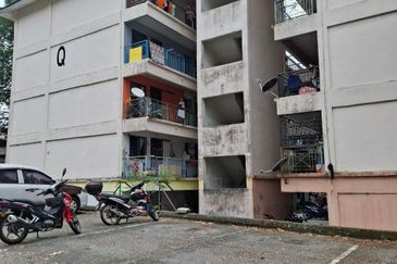 PANGSA RAKYAT COLLEGE HEIGHTS (PAJAM)