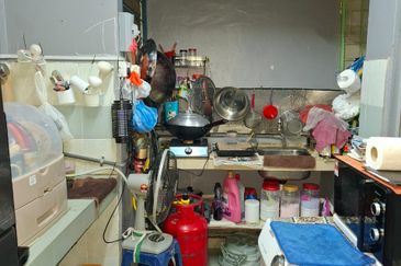 PANGSA RAKYAT COLLEGE HEIGHTS (PAJAM)