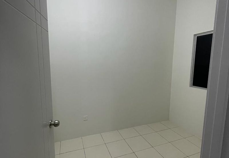 TAMAN BAYU INDERA, LUKUT