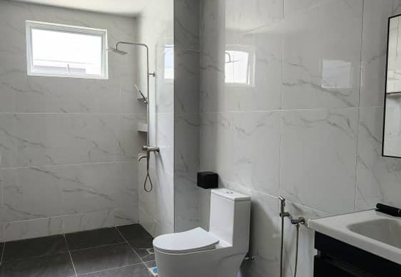 Damaris @ Ara Sendayan