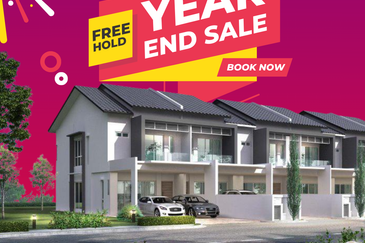 Rumah Teres Dua Tingkat di Kubang Semang Penang