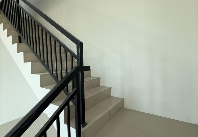 Rumah Teres Dua Tingkat di Kulim