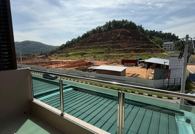 Rumah Teres Dua Tingkat di Kulim