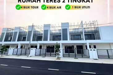 Rumah Teres Dua Tingkat di Jitra