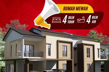 Rumah Berkembar Dua Tingkat di Lunas
