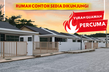 Rumah Berkembar Setingkat di Baling