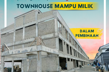 Townhouse Blok B di Parit Buntar Perak