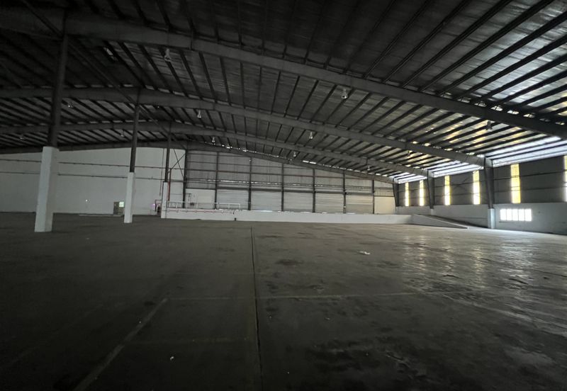 West Port, Pulau Indah