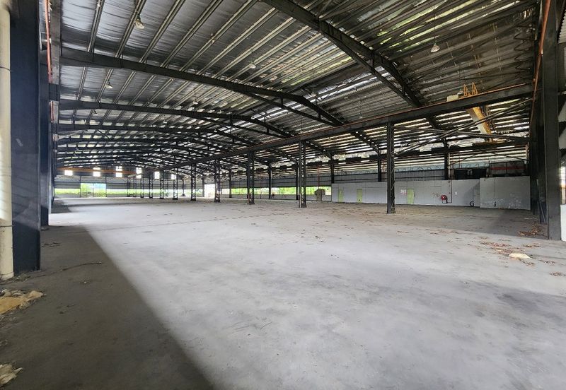 1.67ac Beranang Semenyih Freehold Heavy Industry Detached Factory natural Gas for Sale