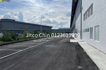 8.55ac Freehold Bandar Baru Enstek Newly completed Factory For sales