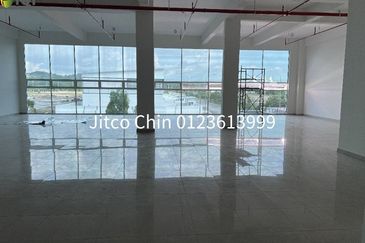 8.55ac Freehold Bandar Baru Enstek Newly completed Factory For sales