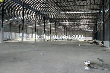8.55ac Freehold Bandar Baru Enstek Newly completed Factory For sales
