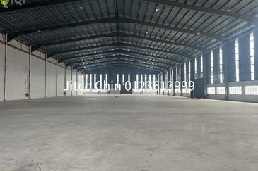 West Port, Pulau Indah