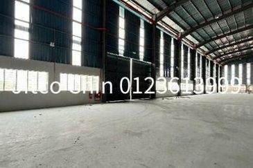 West Port, Pulau Indah