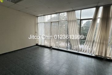 Pulau indah westport phase 1 heavy zone warehouse/factory for sale/rent