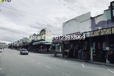 Nilai 3 Wholesale Centre