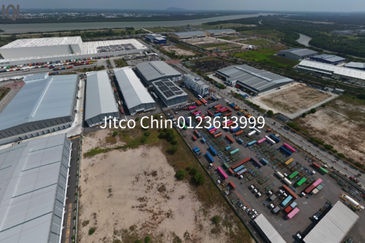 West Port, Pulau Indah