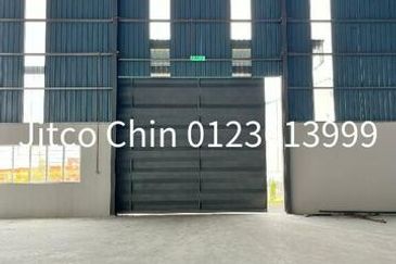 West Port, Pulau Indah