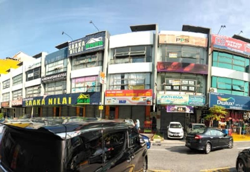 The Trillium @Lake Fields