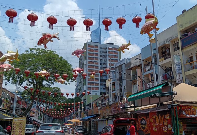 Freehold title shophouse next to tourist hotspot and malls