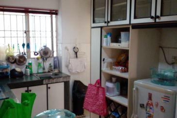 Heritage (Menara Warisan)