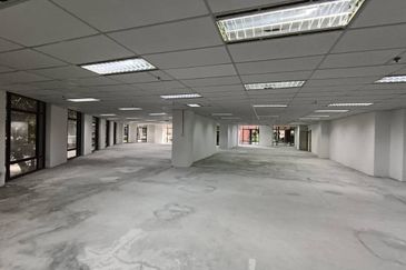 Menara HLX (formerly Menara HLA)