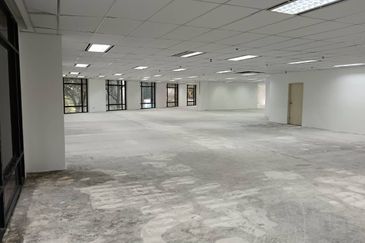 Menara HLX (formerly Menara HLA)