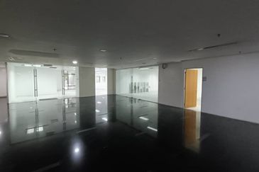 Menara HLX (formerly Menara HLA)