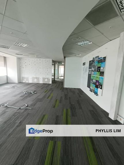 Partially fitted mid-sized office in Maxis Tower, suitable for MNC, Kuala Lumpur, KLCC