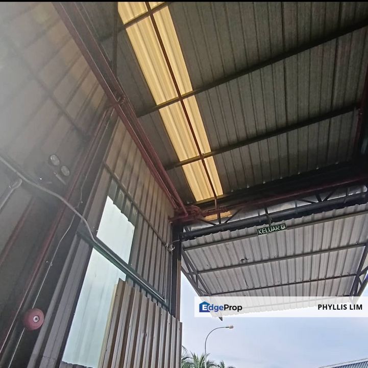 Medium industrial warehouse to let in Nilai, Negeri Sembilan, Nilai