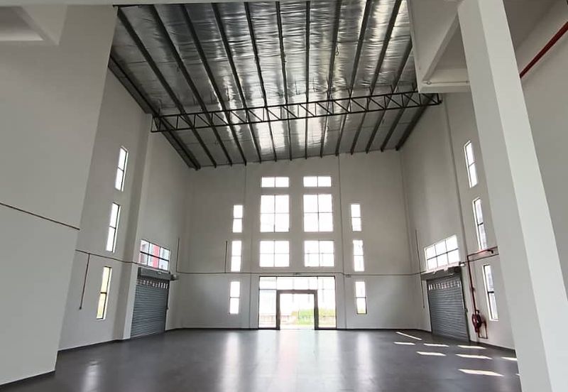 New factory & warehouse to let in Autopark City KD