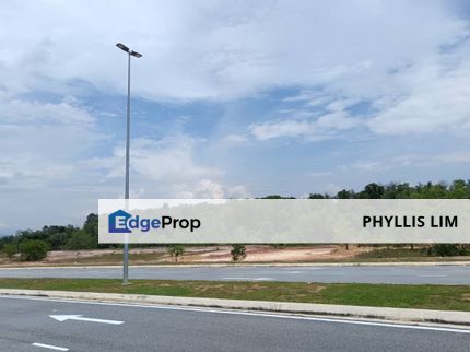 Commercial land with main road frontage, Selangor, Rawang