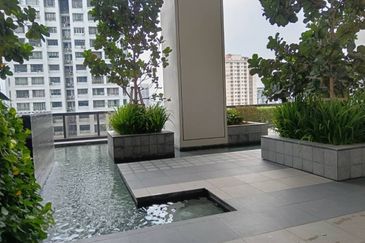 Pavilion Embassy Residence