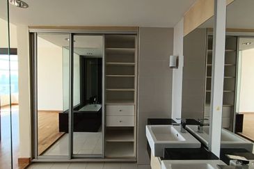 Dua Sentral Residential Tower