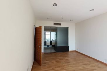 Dua Sentral Residential Tower