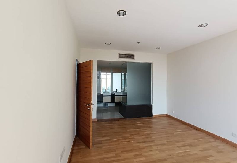 Dua Sentral Residential Tower