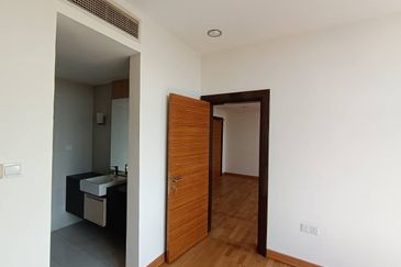 Dua Sentral Residential Tower