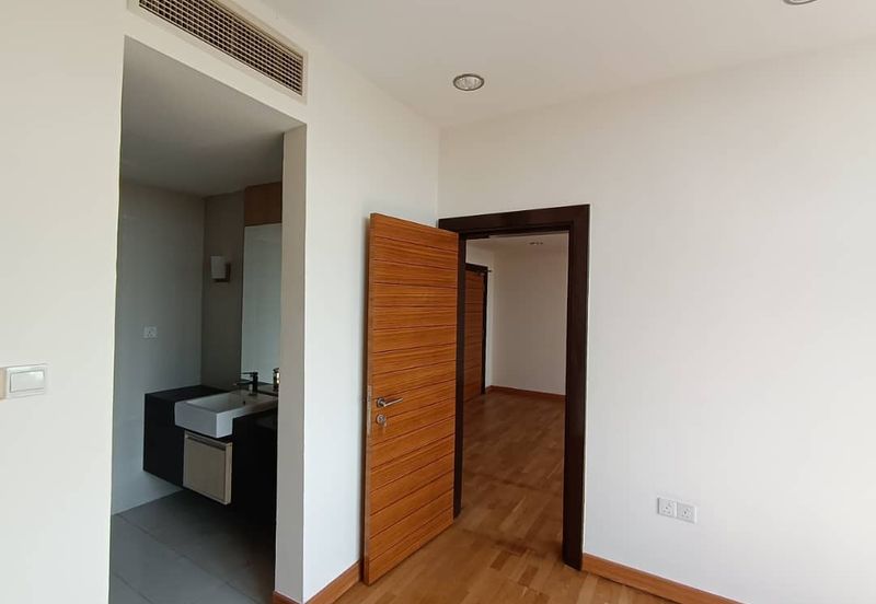 Dua Sentral Residential Tower