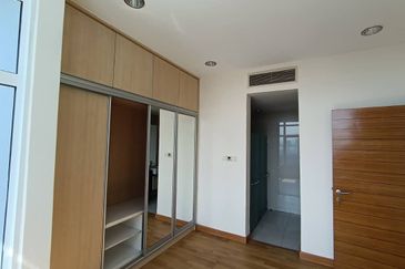 Dua Sentral Residential Tower