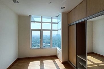 Dua Sentral Residential Tower