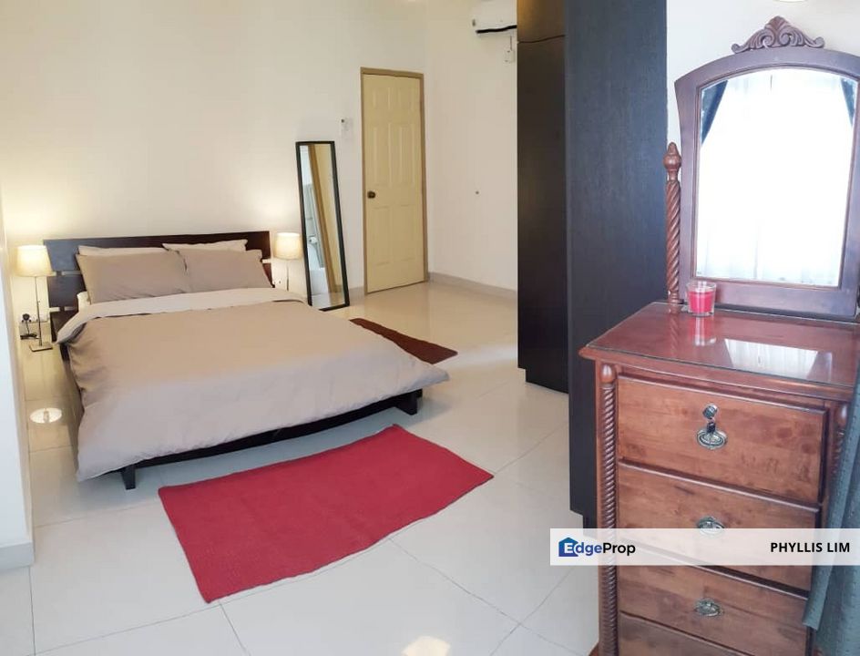 Fully furnished Pelangi Astana corner unit, Selangor, Bandar Utama