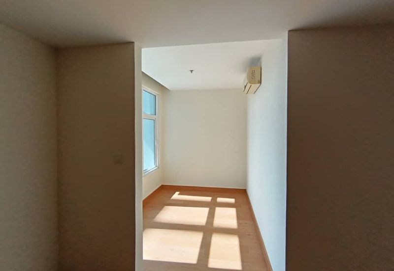 Dua Sentral Residential Tower