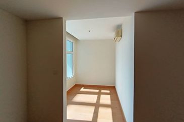 Dua Sentral Residential Tower