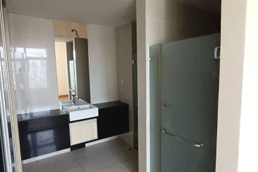 Dua Sentral Residential Tower