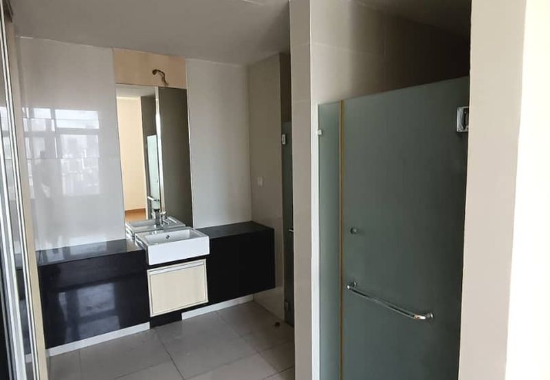 Dua Sentral Residential Tower