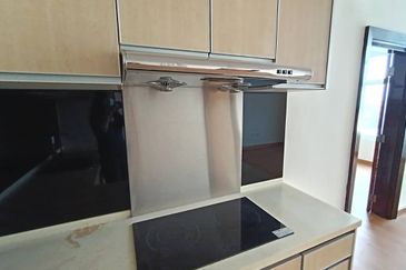 Dua Sentral Residential Tower